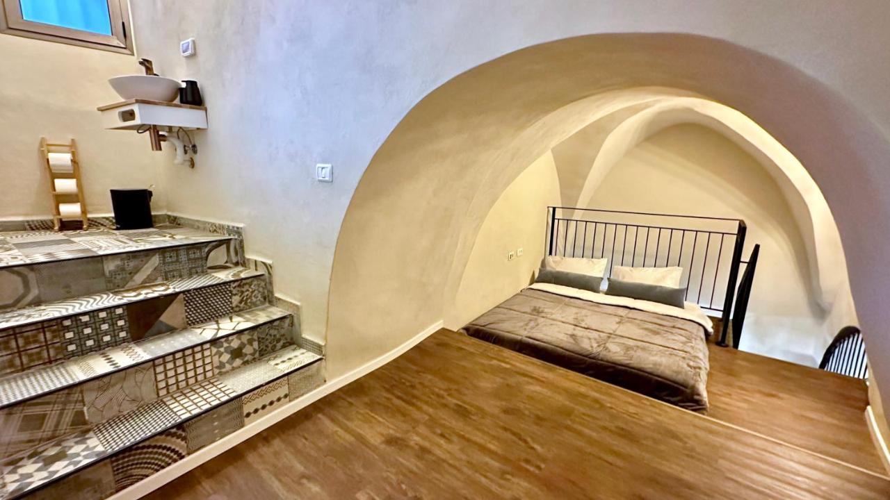 Knight House Akko Apartment ภายนอก รูปภาพ